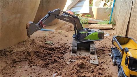 digging with mini excavator|mini excavator tips and tricks.